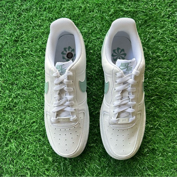 Nike Air Force 1 ‘07 NN White / Cannon White - Picture 9 of 14